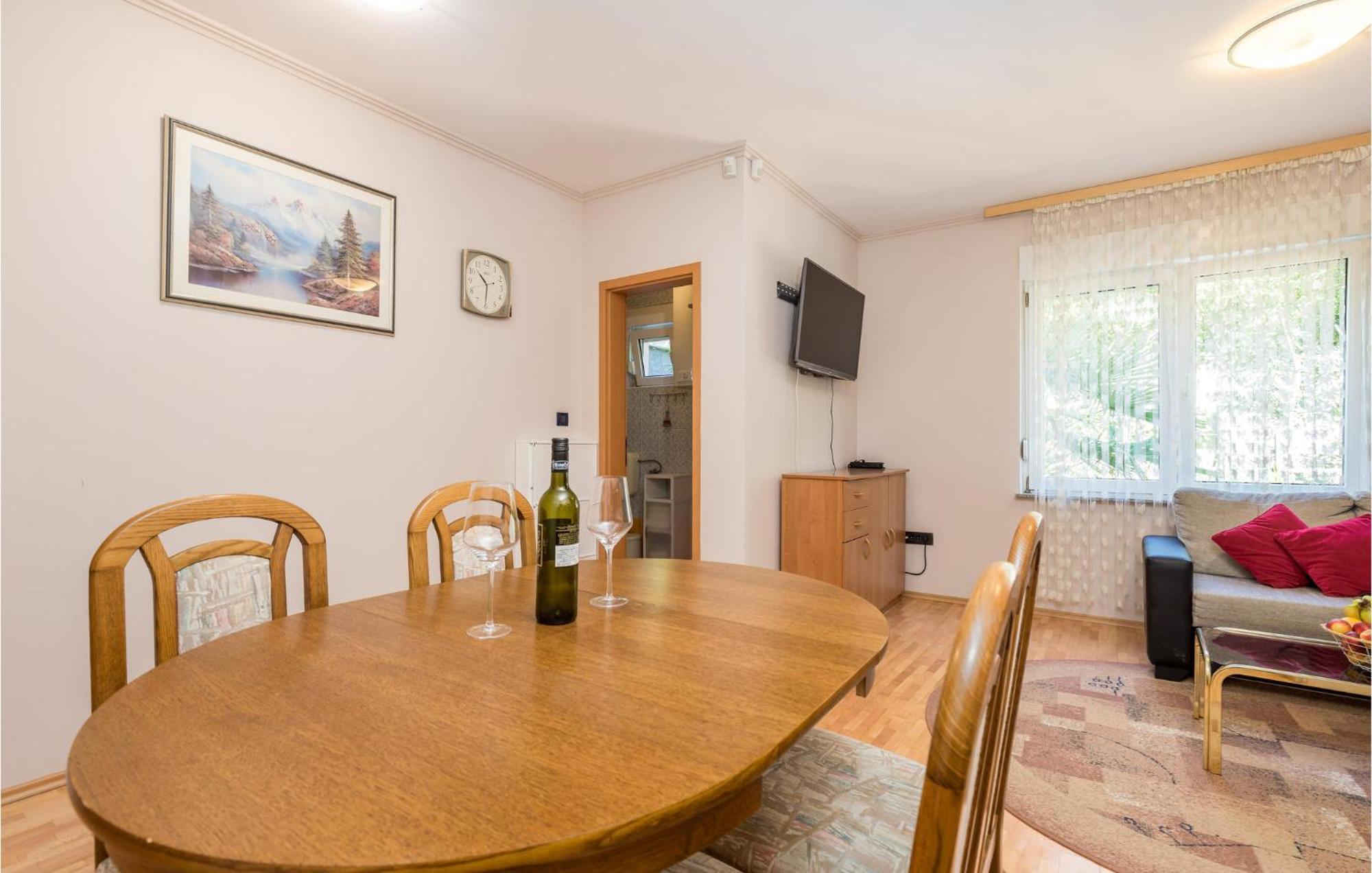 2 Bedroom Pet Friendly Apartment In Opatija Zewnętrze zdjęcie