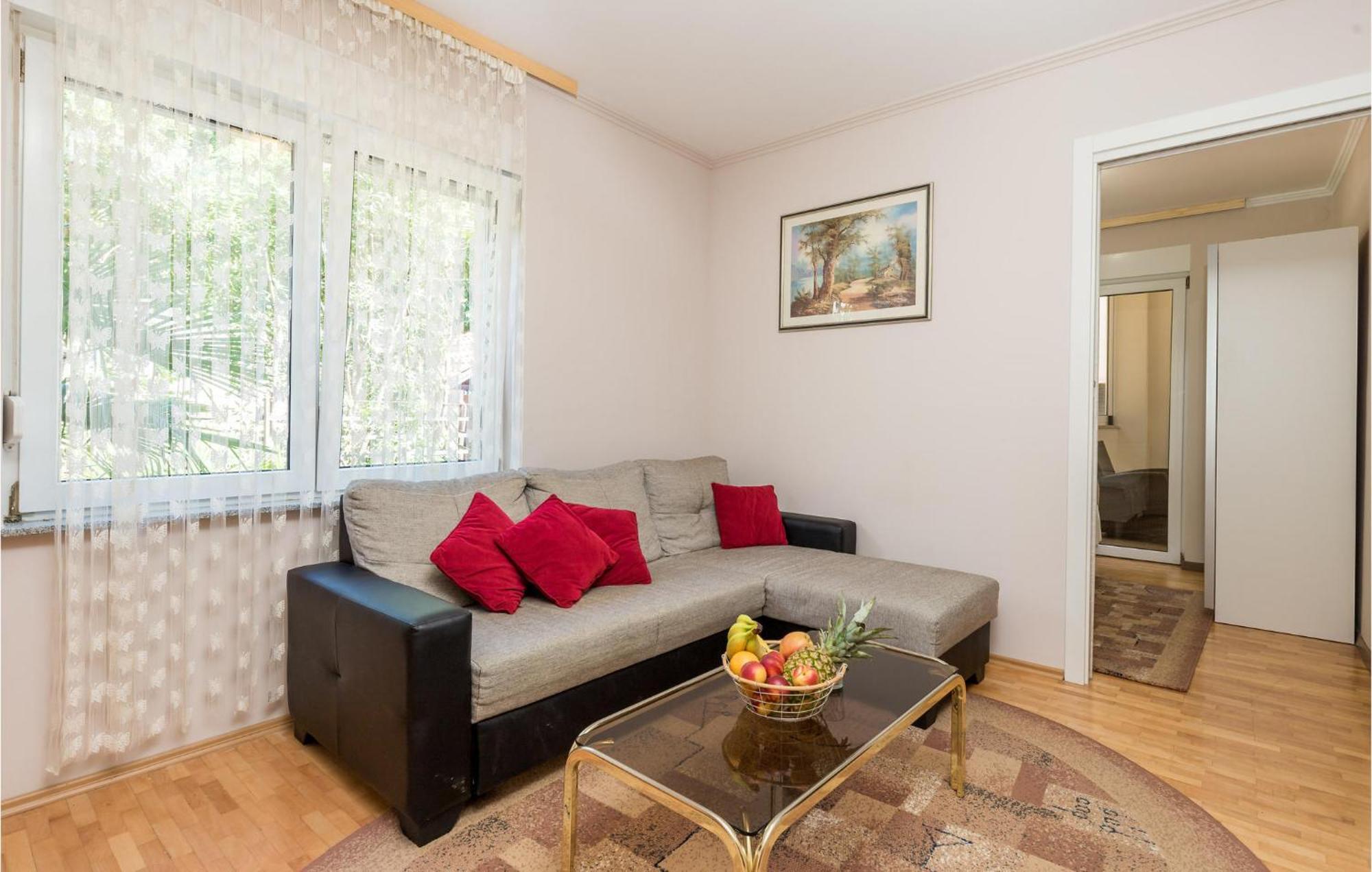 2 Bedroom Pet Friendly Apartment In Opatija Zewnętrze zdjęcie